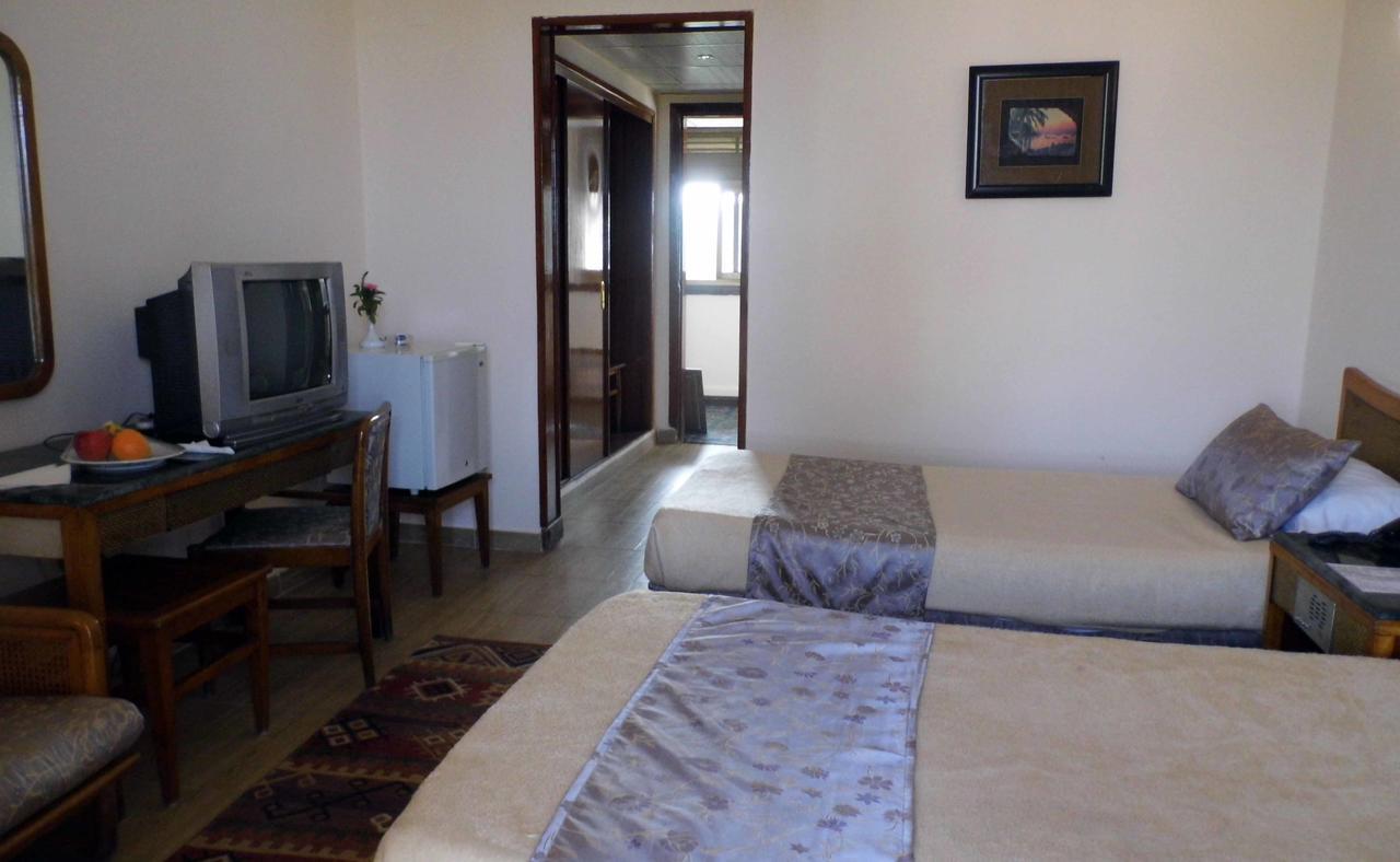Mg Nefertiti Hotel El-Minye Dış mekan fotoğraf