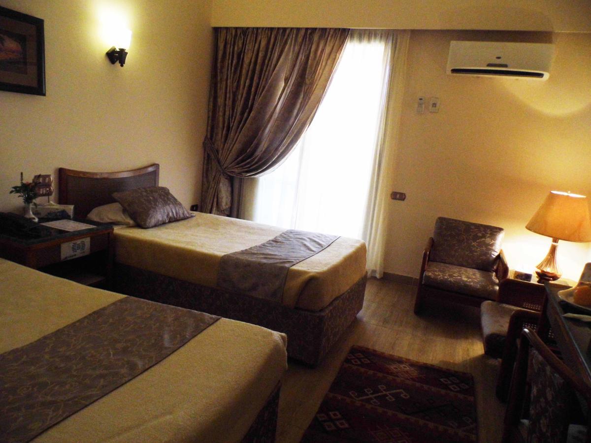 Mg Nefertiti Hotel El-Minye Dış mekan fotoğraf
